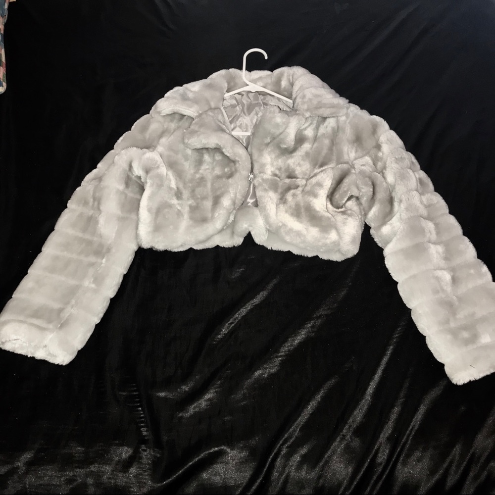 Silver fur crop jacket (BRAND NEW)